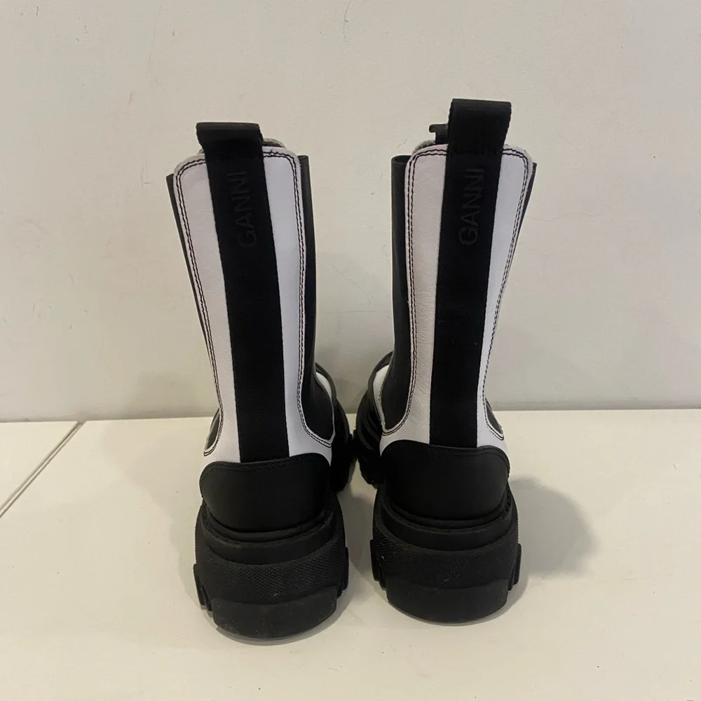 Ganni Leather Chelsea Boot, 36. - Picture 6 of 6